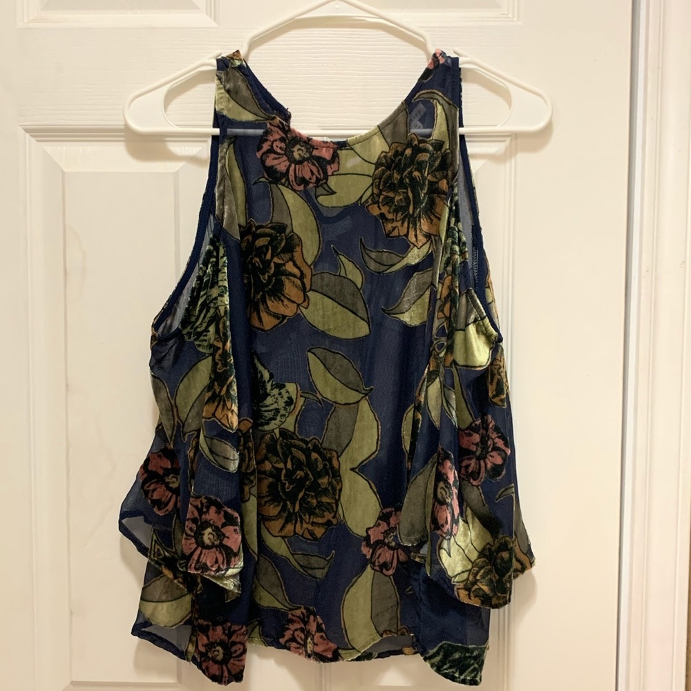 En Creme Cold Shoulder Blouse- Size M